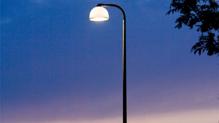 适用于丹麦霍尔拜克街道的飞利浦户外 LED 照明