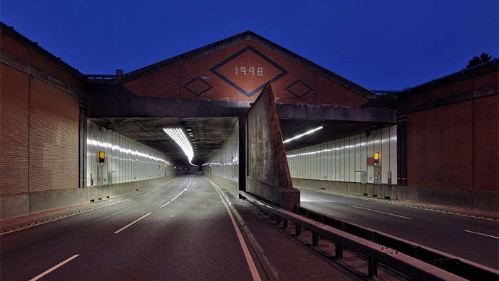 由飞利浦 LED 照明照亮的梅尔隧道