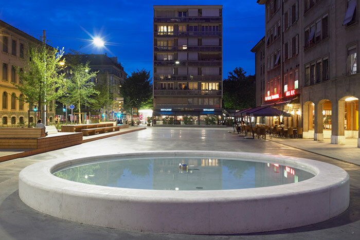由飞利浦城市照明完美照亮的瑞士日内瓦的广场