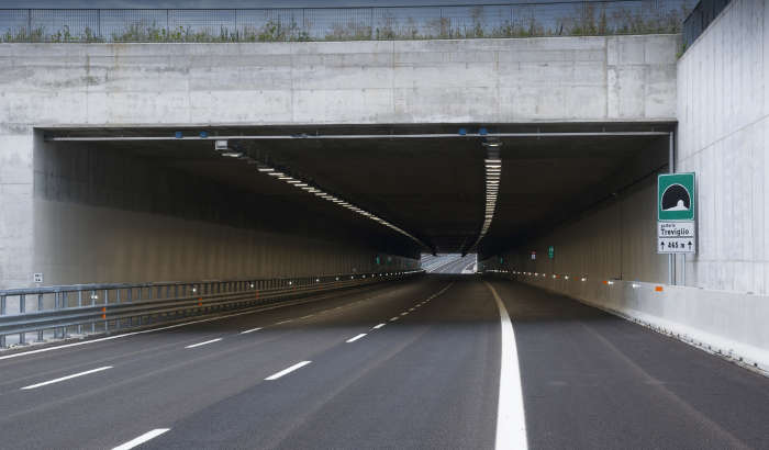 LED智能隧道照明管理系统 