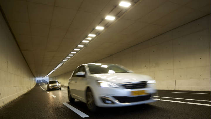 密切关注照明设备的安全性和运行质量 | 智能隧道照明