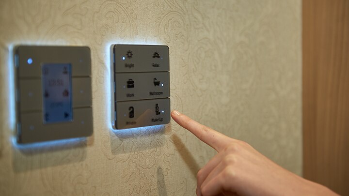 酒店照明：飞利浦照明的 RoomFlex 可使用传感器触发主动服务与维护