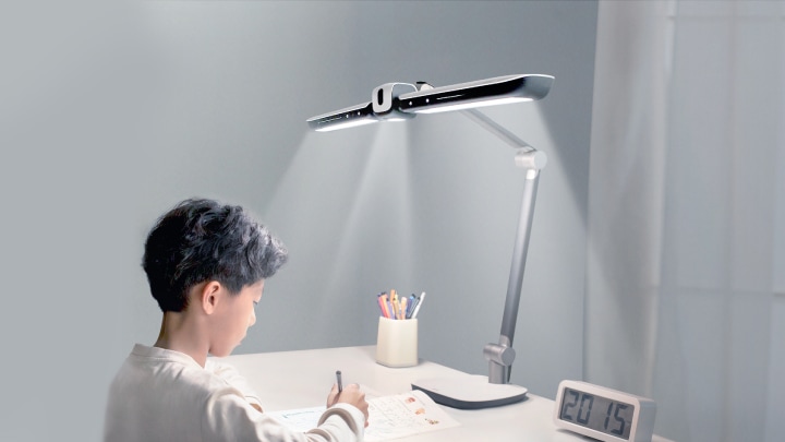 a7-desk-lamp-cn