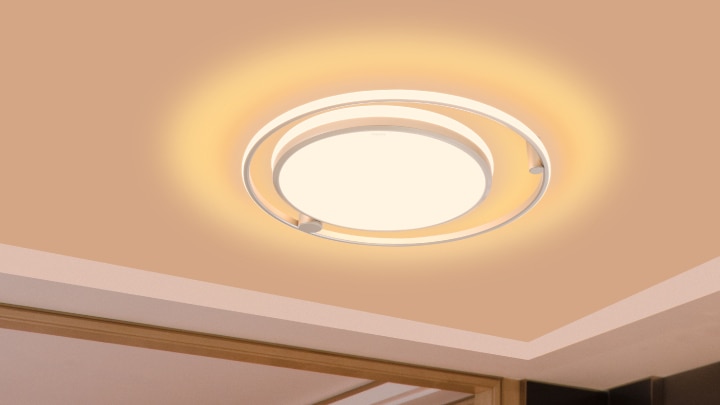 Ceiling light in the bedroom